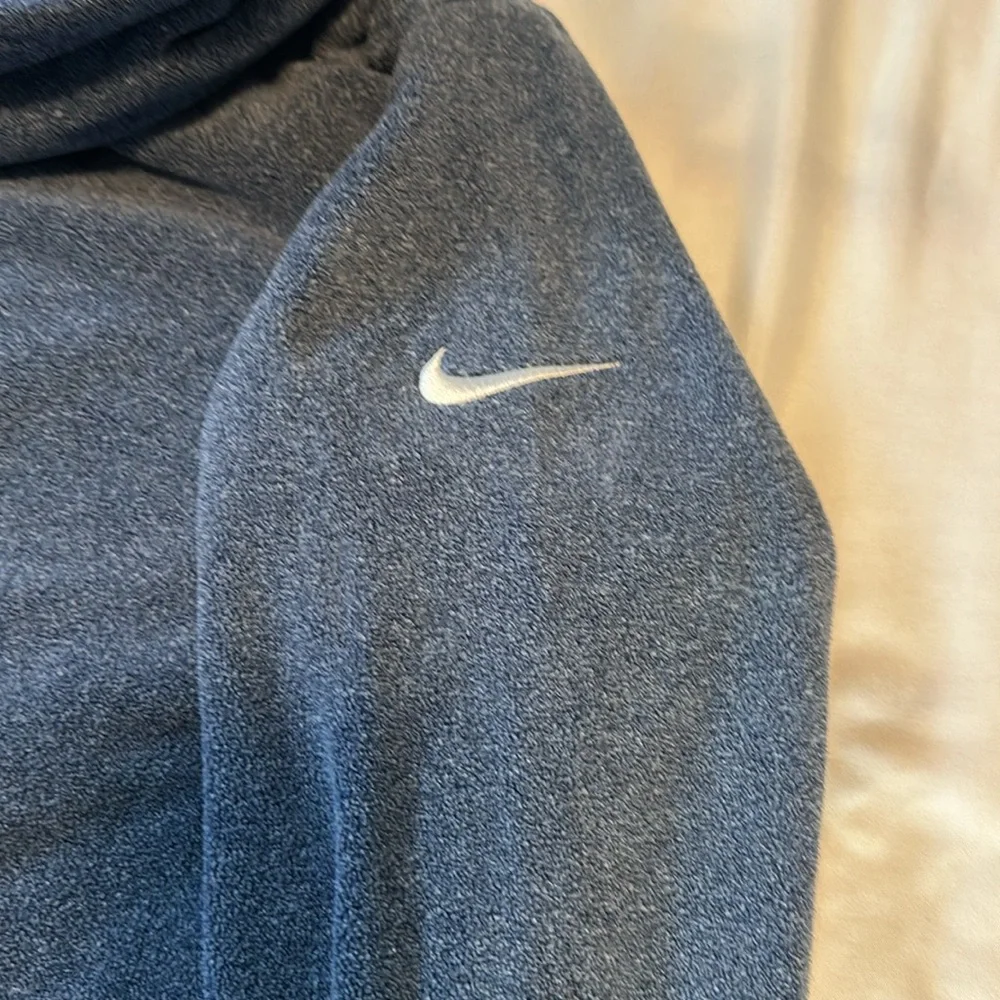 Women’s Nike Dry Fit Shirt Small